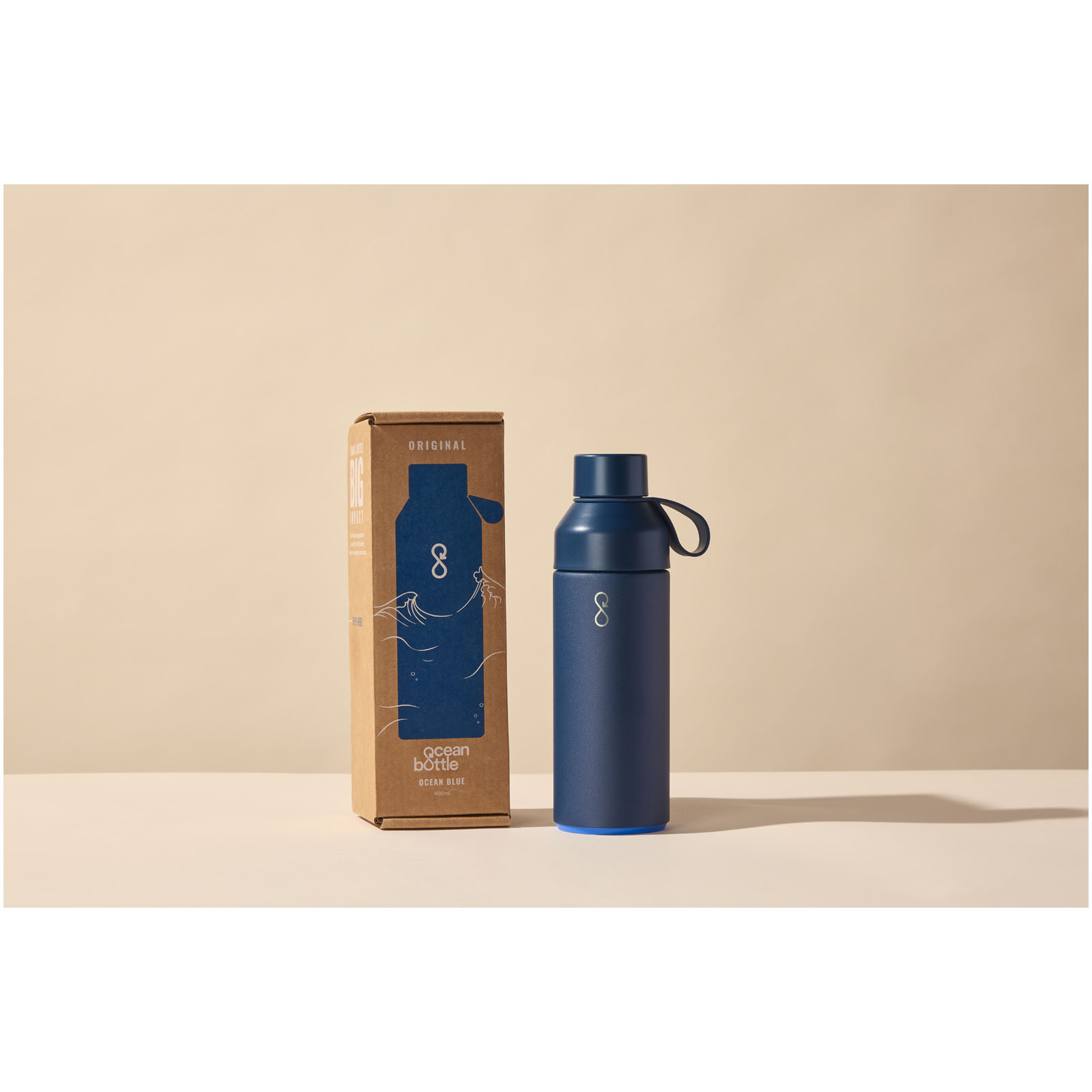 Ocean Bottle 500 ml vacuum insulated water bottle