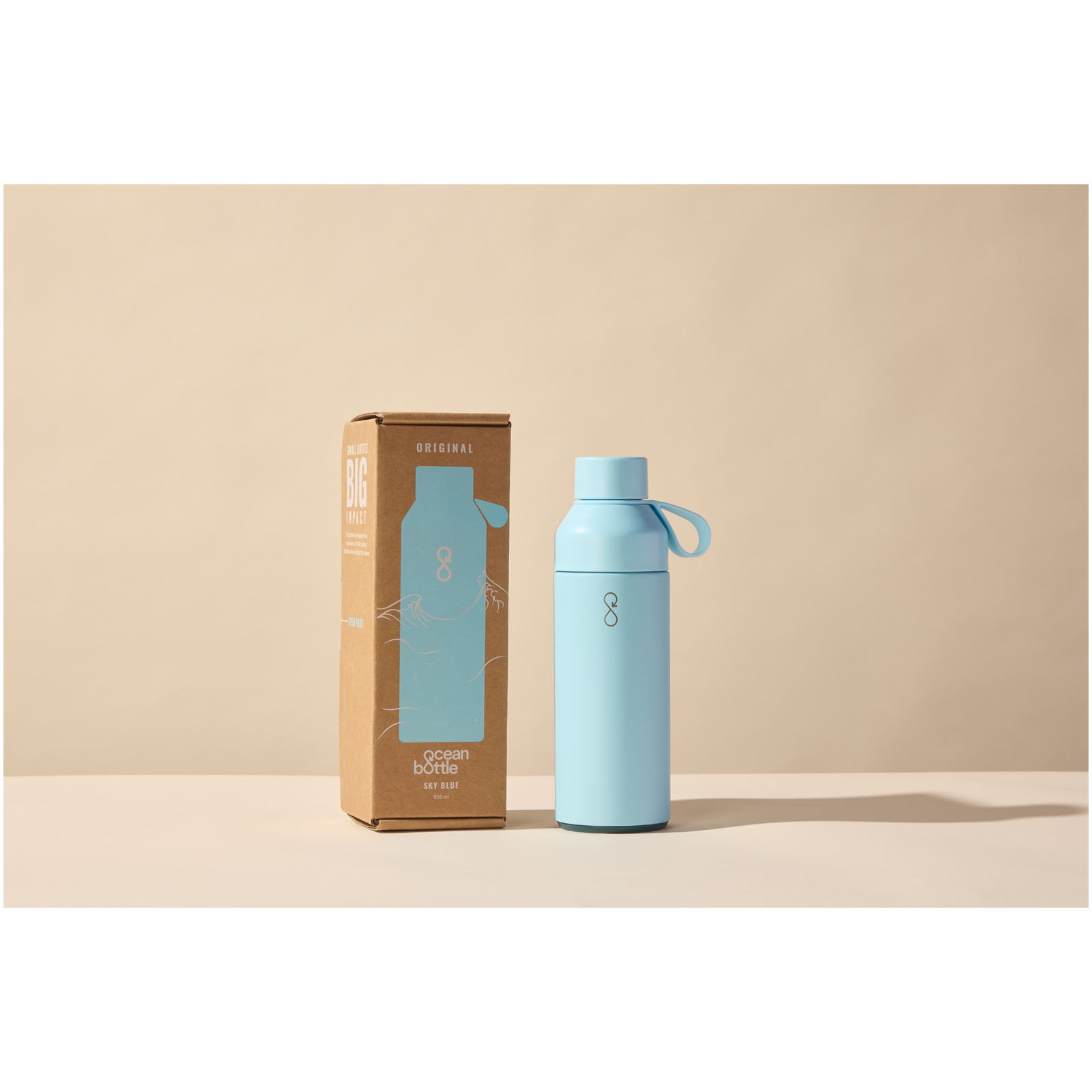 Ocean Bottle 500 ml vacuum insulated water bottle