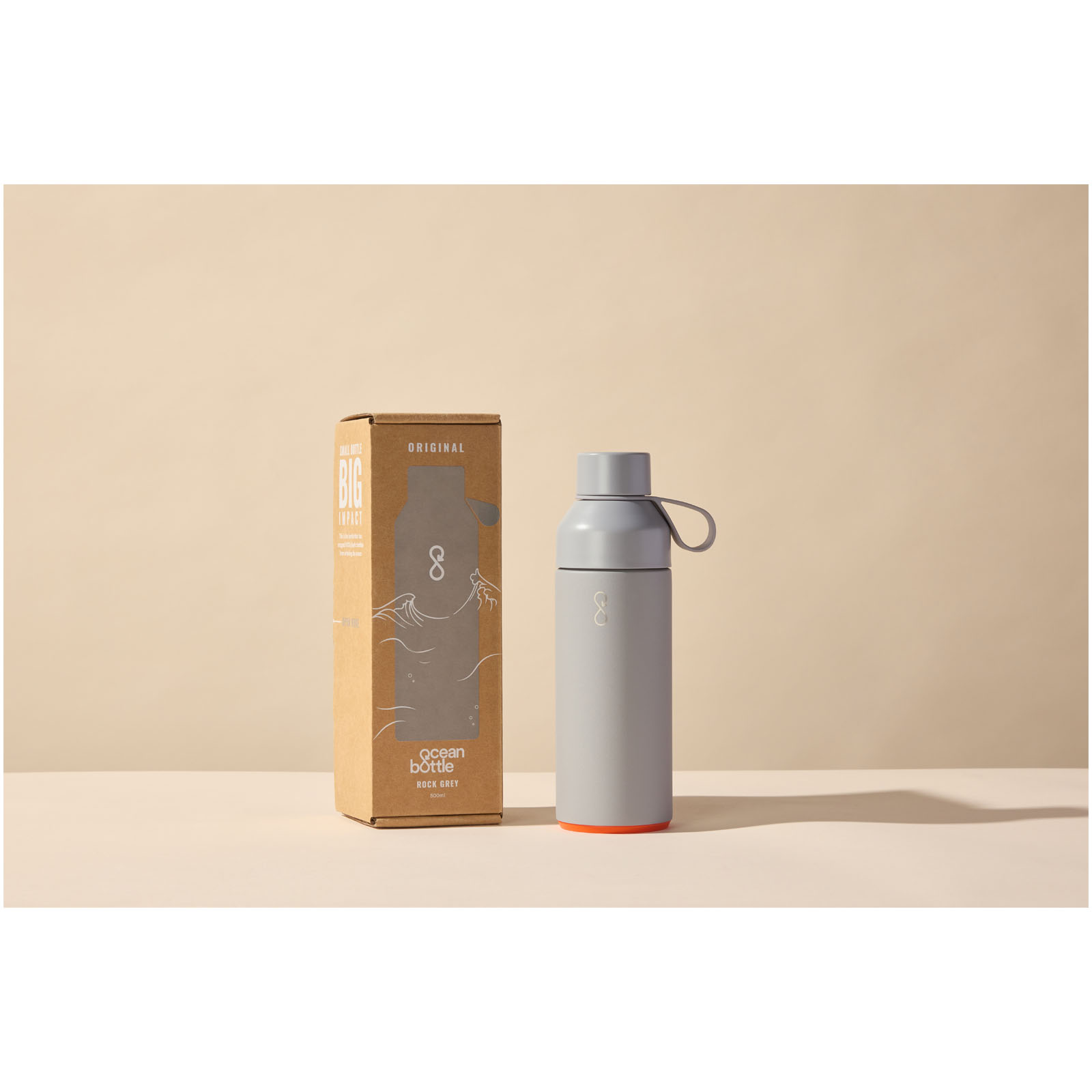 Ocean Bottle 500 ml vacuum insulated water bottle