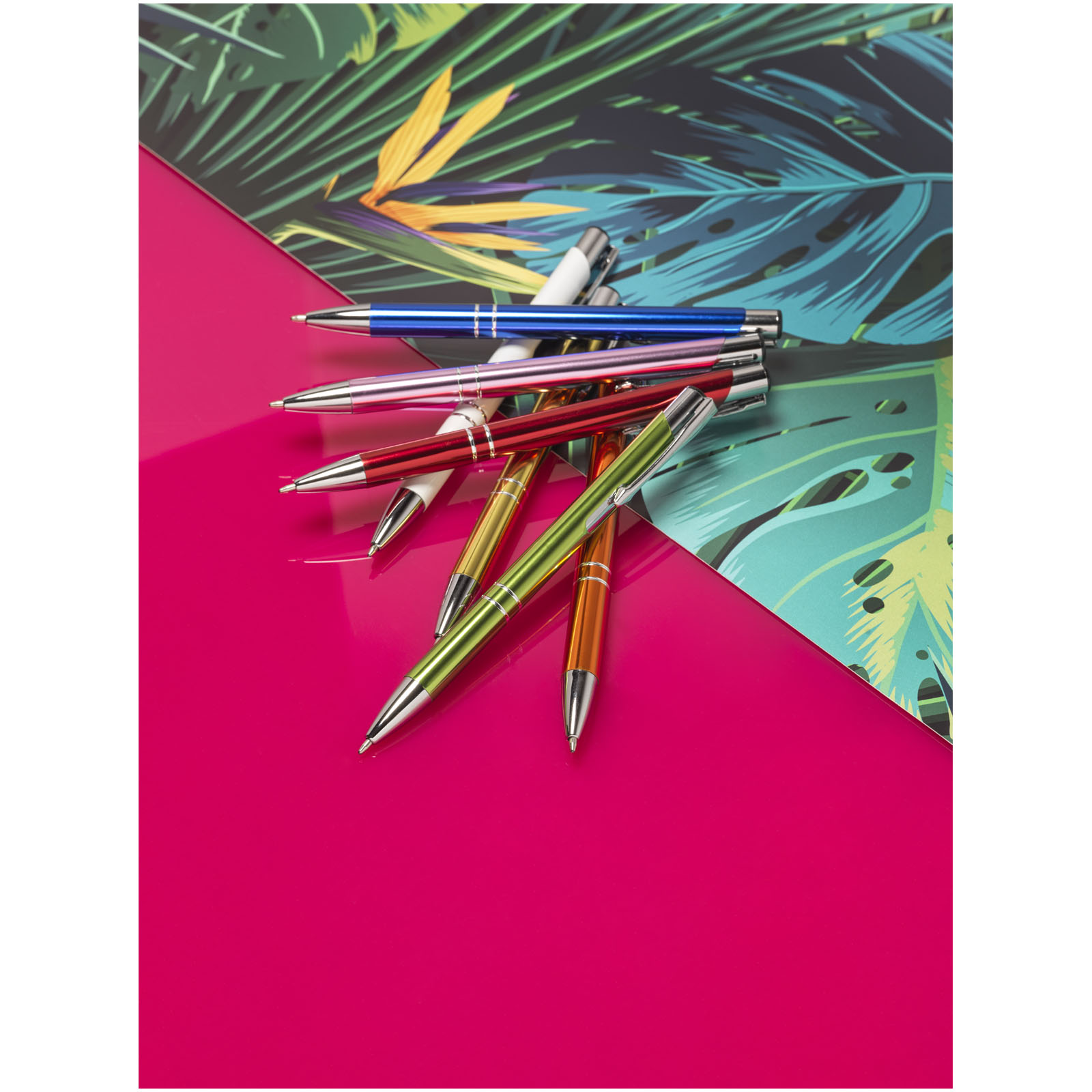Moneta anodized aluminium click ballpoint pen (black ink)