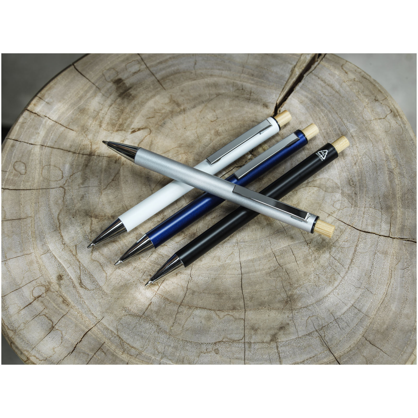 Cyrus recycled aluminium ballpoint pen (blue ink)