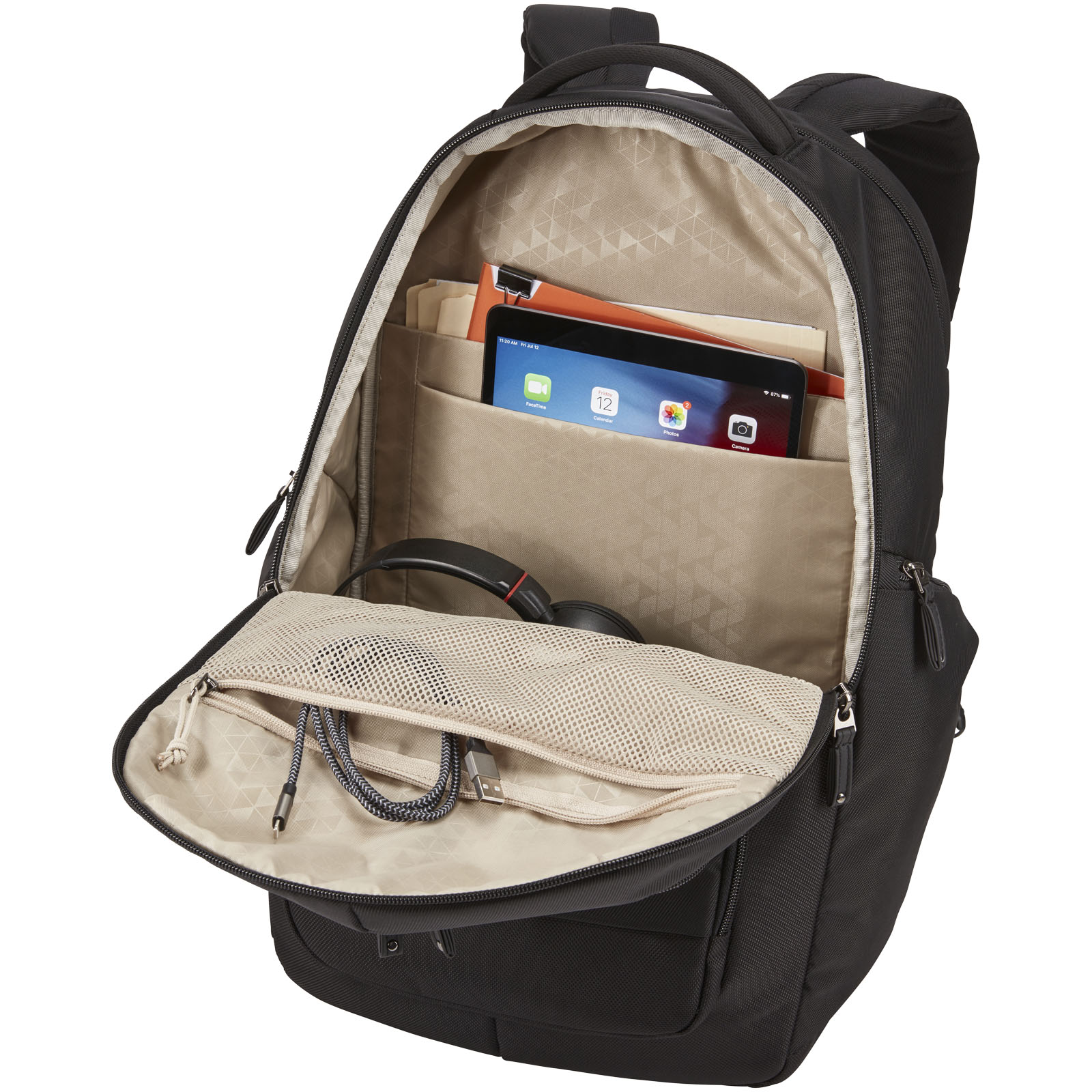 Case Logic Notion 17.3″ laptop backpack 29L
