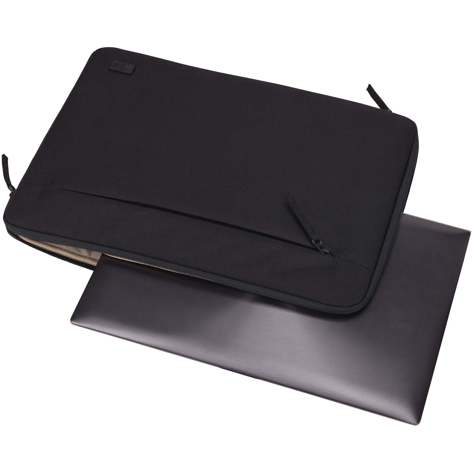 Case Logic Invigo 14″ recycled laptop sleeve