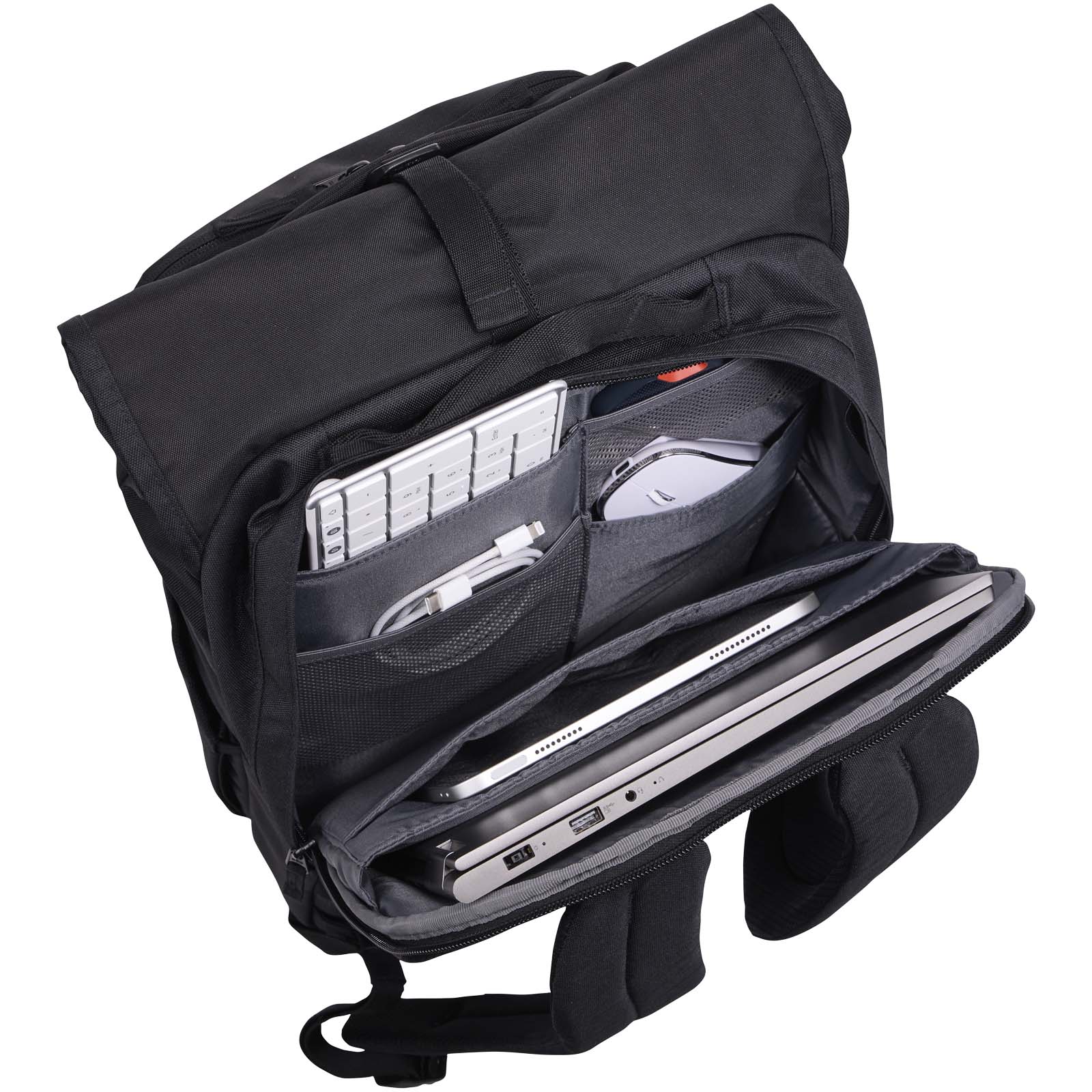 Case Logic Variate 17″ recycled expandable roll-top laptop backpack