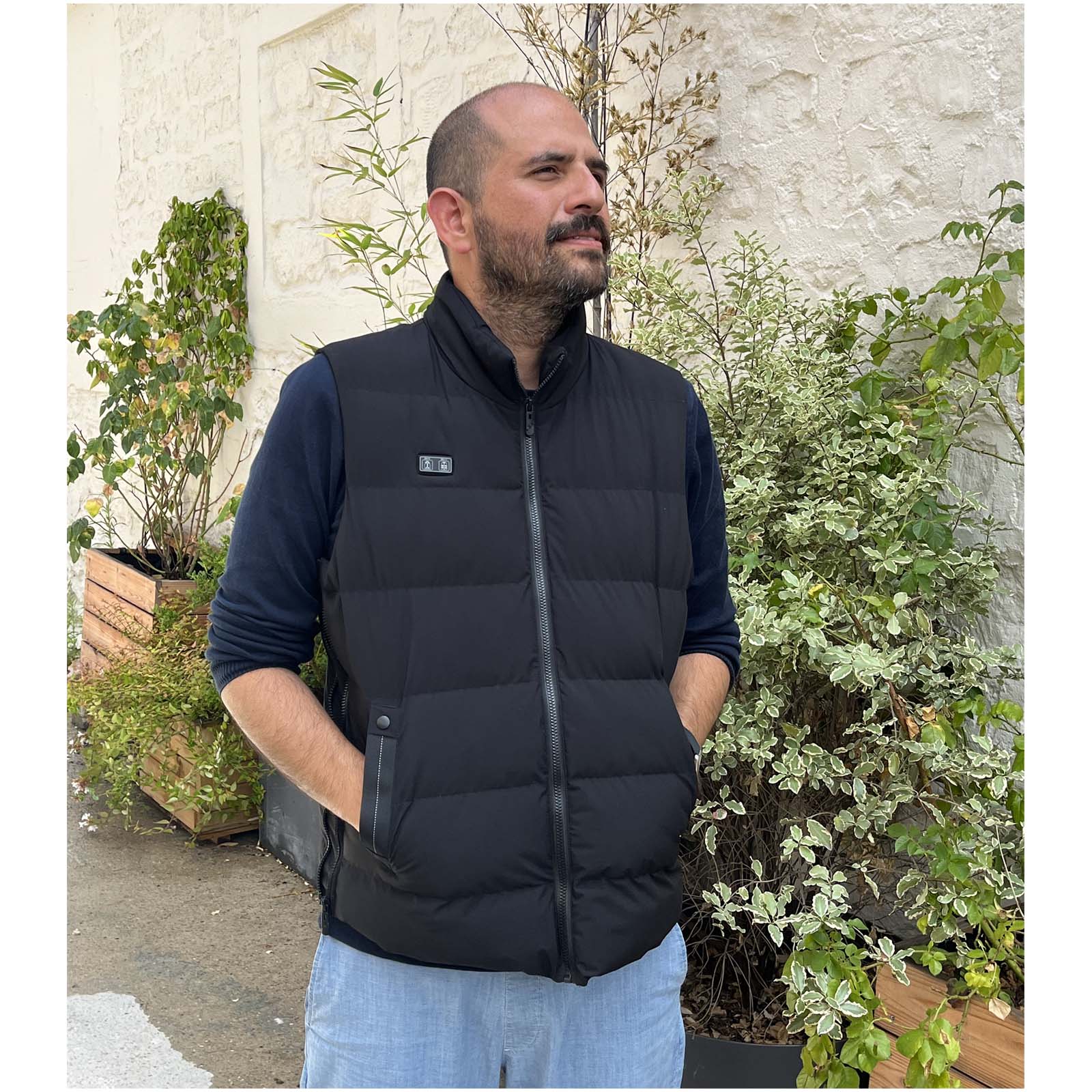SCX.design G01 heated bodywarmer with power bank