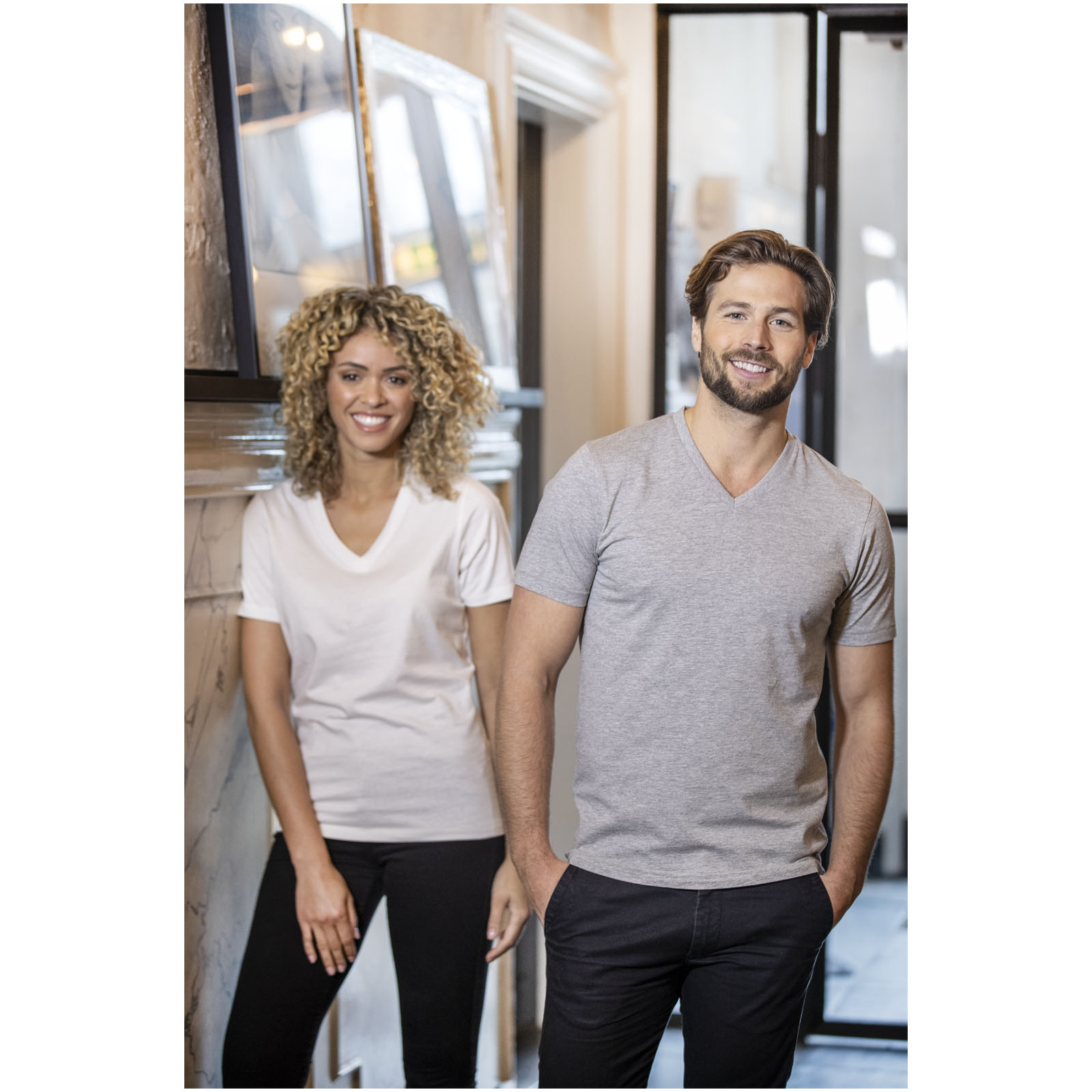 Somoto short sleeve men’s v-neck t-shirt