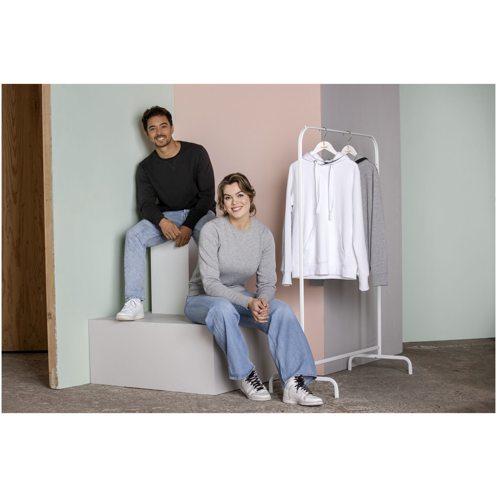 Arora 300 g/m2 unisex crewneck sweater