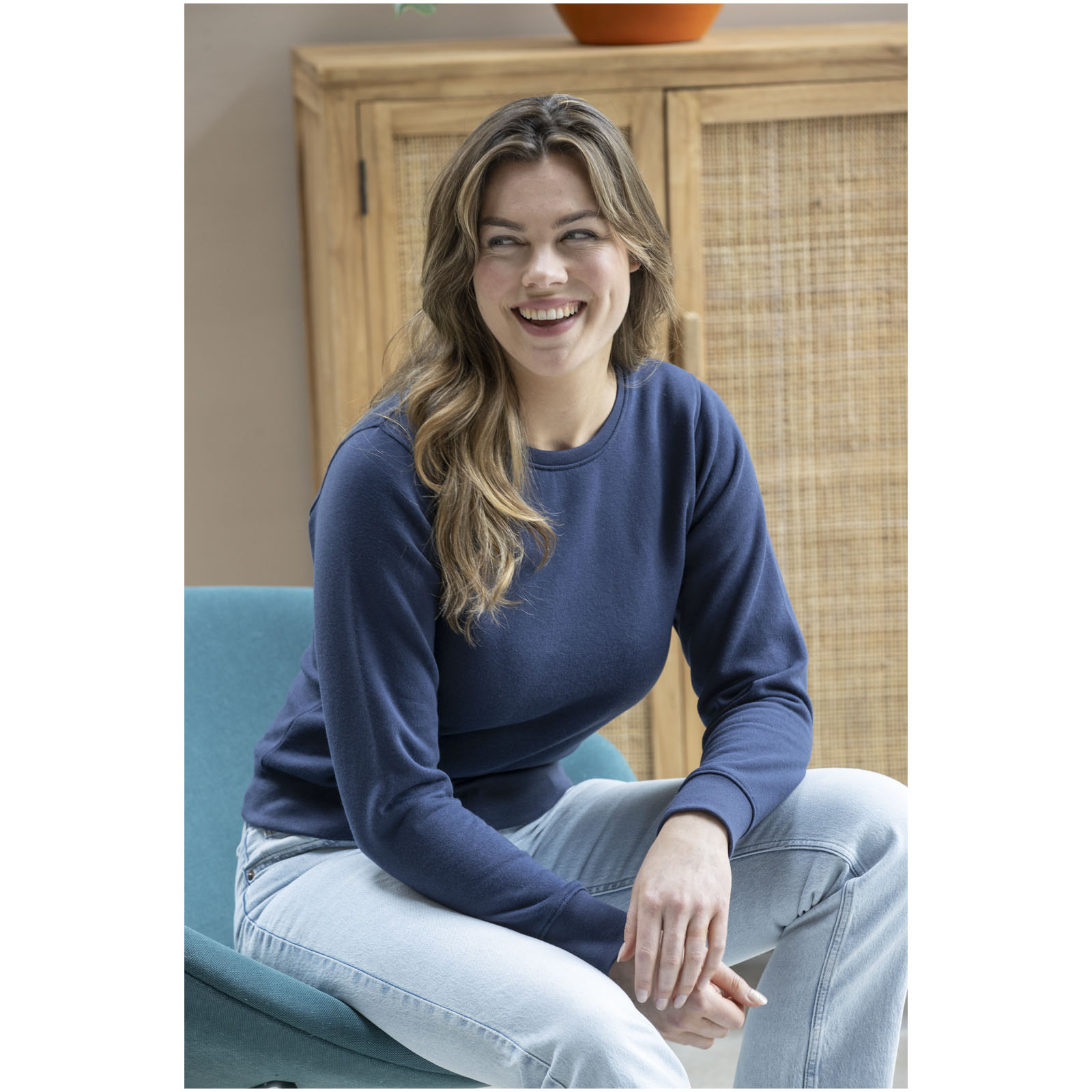 Zenon women’s crewneck sweater