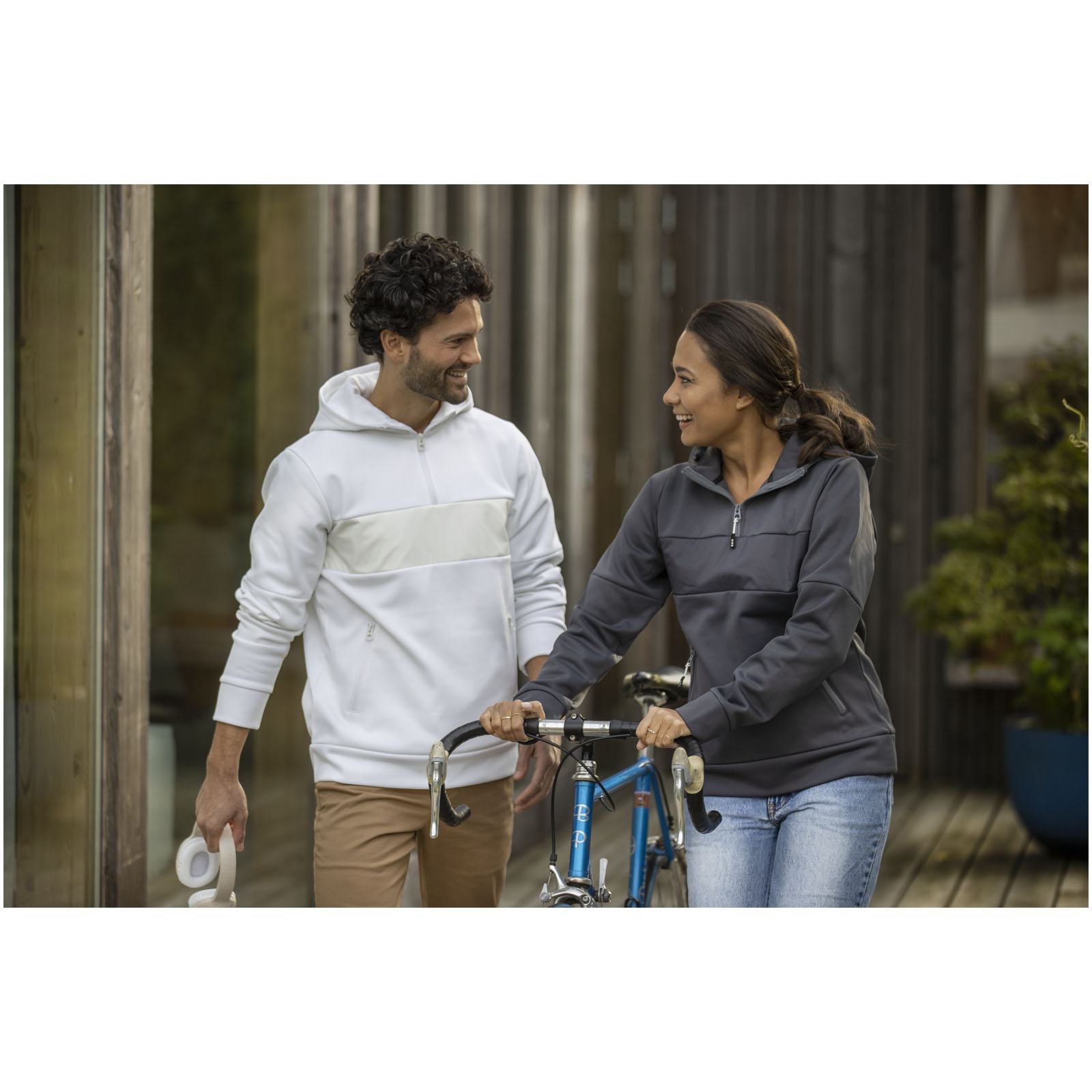 Sayan men’s half zip anorak hooded sweater